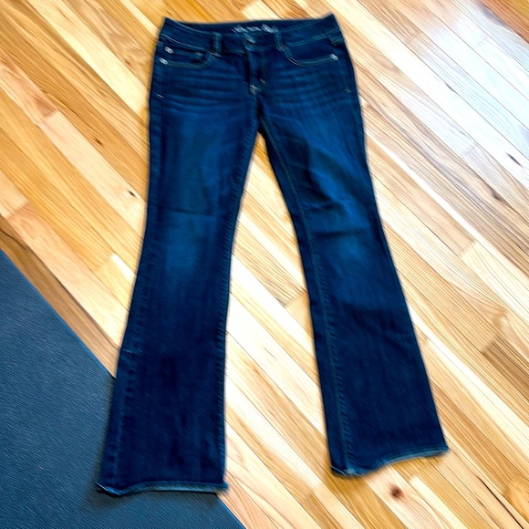 American Eagle Outfitters Denim - American eagle artist jeans